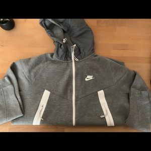 Nike Tech Hoodie